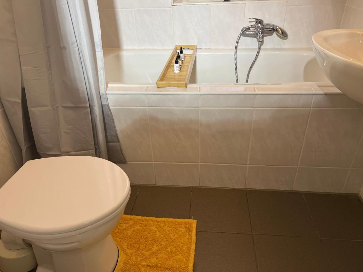 Appartement Casa Estrella à Duisbourg Extérieur photo