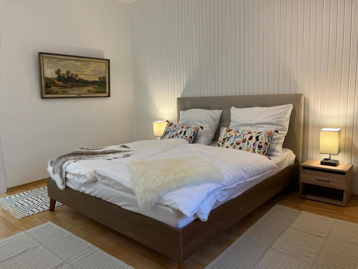 Appartement Casa Estrella à Duisbourg Extérieur photo